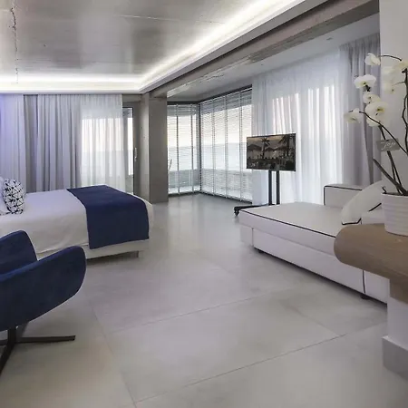 Glaros Royal 4*